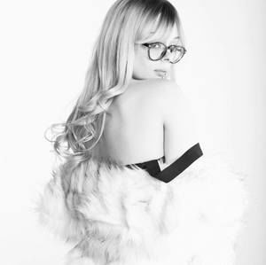 Meet your Posher, Cassandra